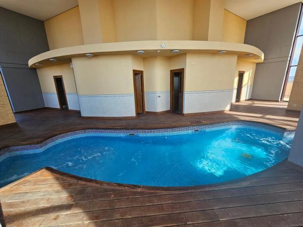 Piso en avenida municipi, 6