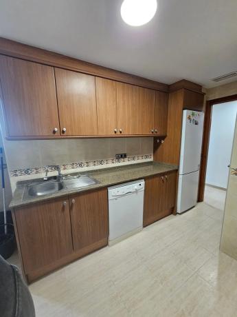 Piso en avenida municipi, 6