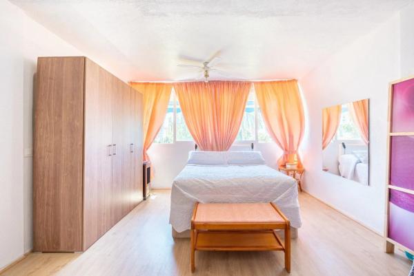 Estudio en Pueblo Levante