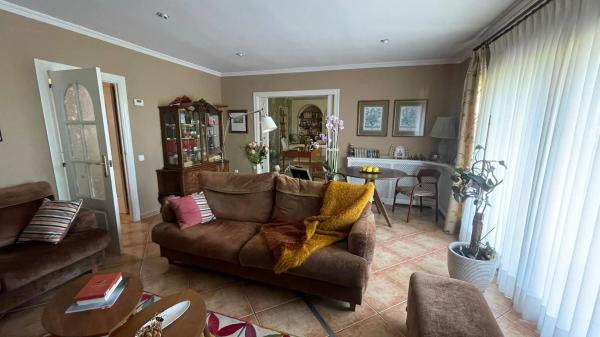 Casa independiente en avenida Doctor Severo Ochoa