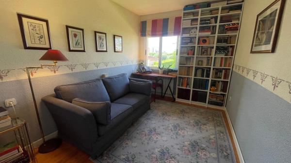 Casa independiente en avenida Doctor Severo Ochoa