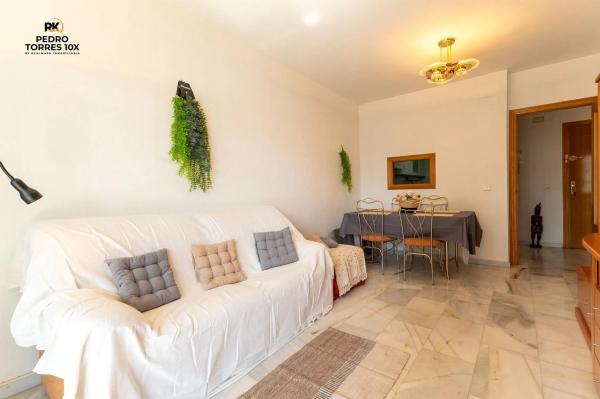 Piso en calle del Esperanto, 28