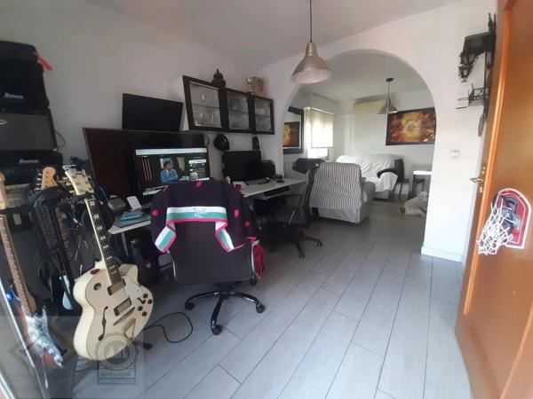 Piso en avenida Beniardá