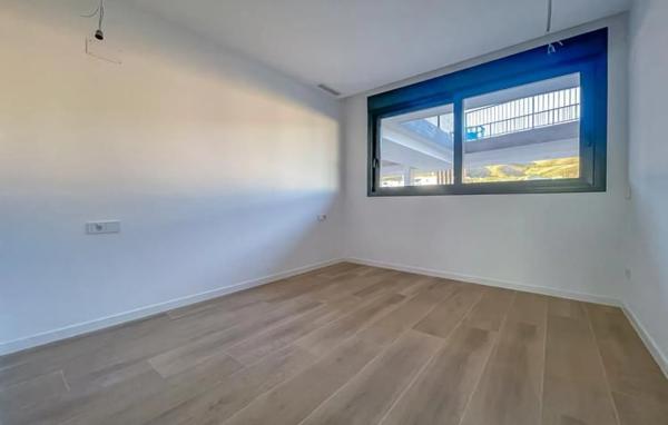 Piso en avenida Oviedo