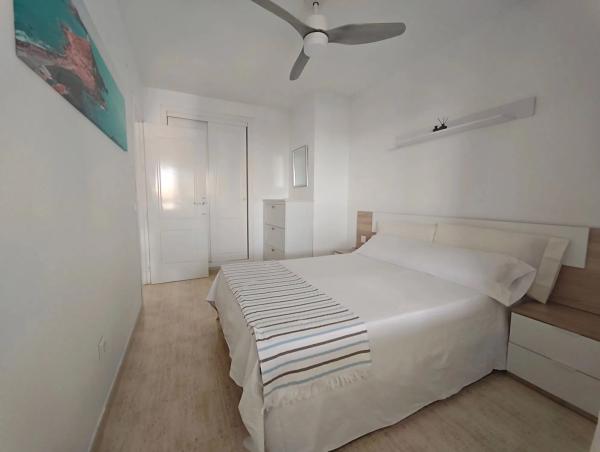 Piso en avenida de la Marina Baixa, 3