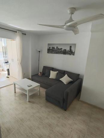 Piso en avenida de la Marina Baixa, 3