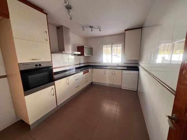 Chalet adosado en calle Xarquia