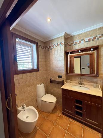 Casa independiente en avenida Llimeres Bh