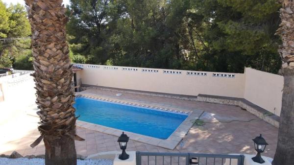 Casa independiente en avenida Llimeres Bh