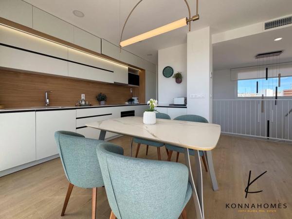 Casa independiente en calle Serra Gelada