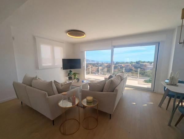 Chalet adosado en calle Serra Gelada