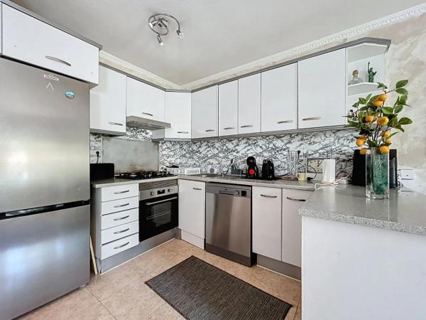 Chalet pareado en calle Vall de Gallinera