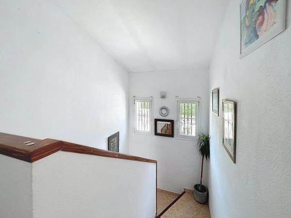 Chalet pareado en calle Vall de Gallinera