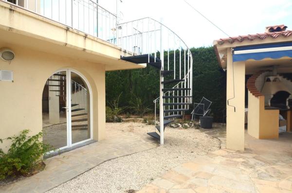 Casa independiente en camino de la Monja, 5