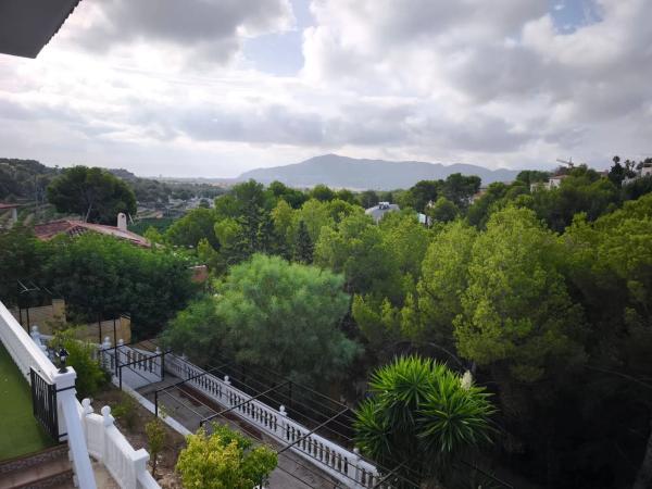 Casa independiente en calle Serra del Tabaia
