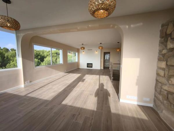 Casa independiente en calle Serra del Tabaia