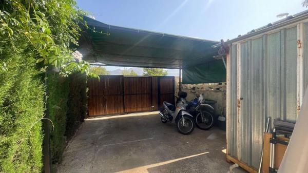 Chalet adosado en calle Lisboa