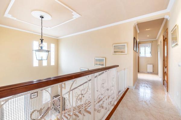 Chalet pareado en calle Estocolmo