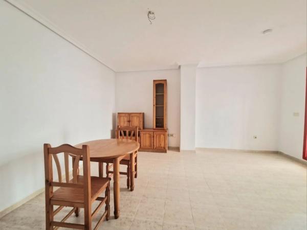 Piso en calle Baladre