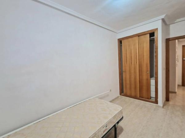 Piso en calle Baladre