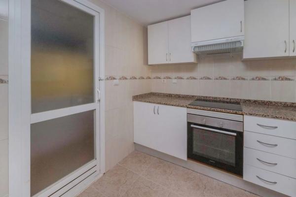 Piso en calle Terral, 2