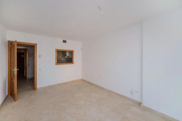 Piso en calle Terral, 2