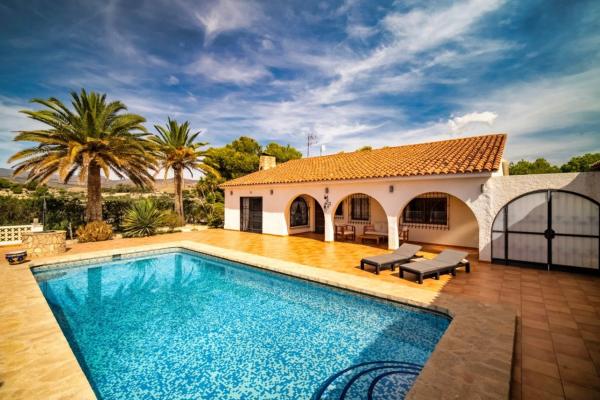 Casa independiente en Urbanització Plans, 11