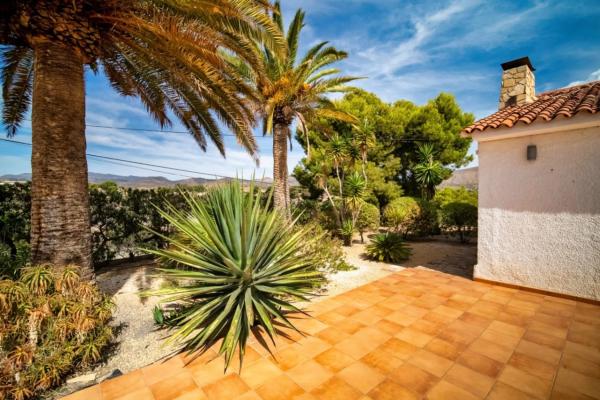 Casa independiente en Urbanització Plans, 11