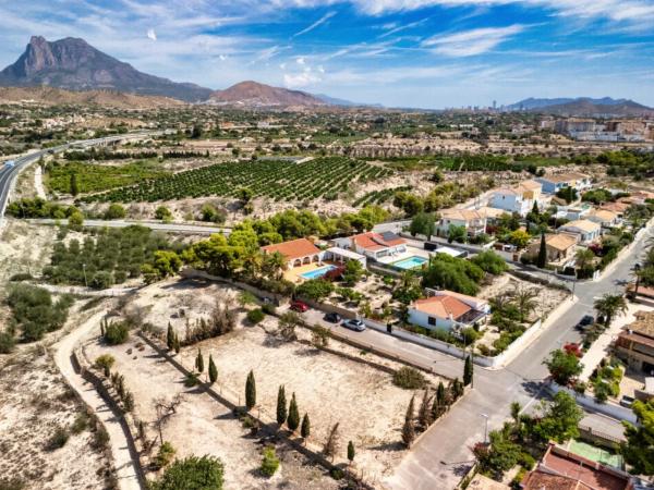 Casa independiente en Urbanització Plans, 11