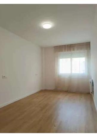 Piso en avenida de Madrid, 55