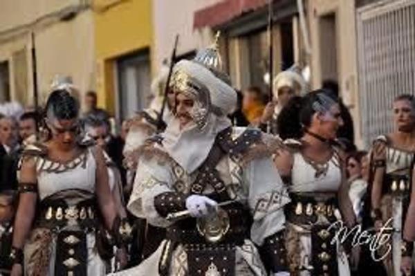 Casa independiente en calle Juan Gris