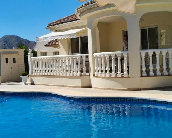 Casa independiente en El Mirador residential area s/n