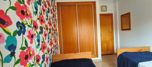 Casa independiente en calle del Ginjoler