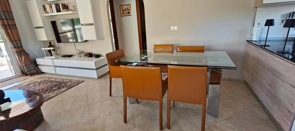 Casa independiente en calle del Ginjoler