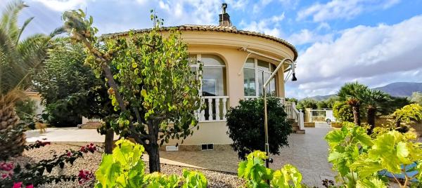 Casa independiente en calle del Ginjoler