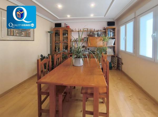 Piso en Plaza Castelar - Mercado Central