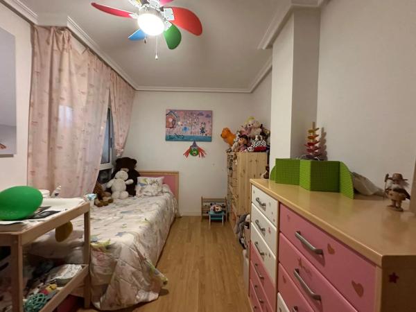 Piso en avenida de la Constitución