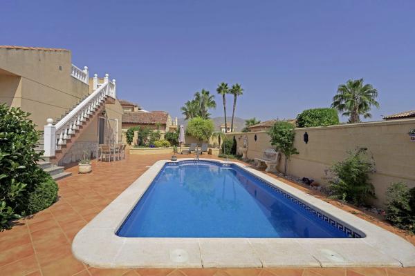 Casa independiente en avenida de Alicante