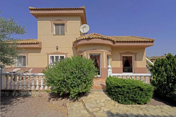 Casa independiente en avenida de Alicante