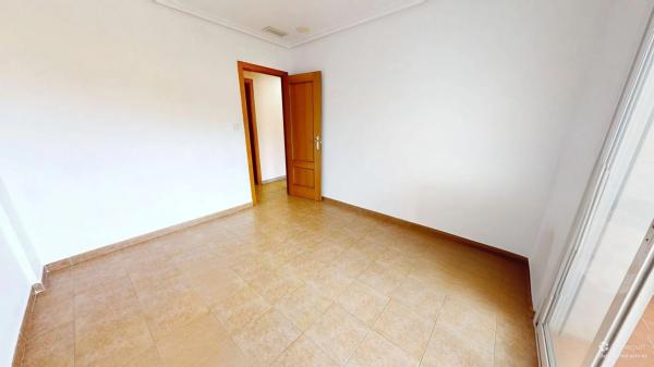 Piso en avenida Pintor Pastor Calpena