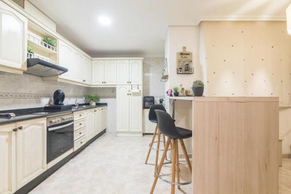 Piso en calle Òscar Esplà, 8