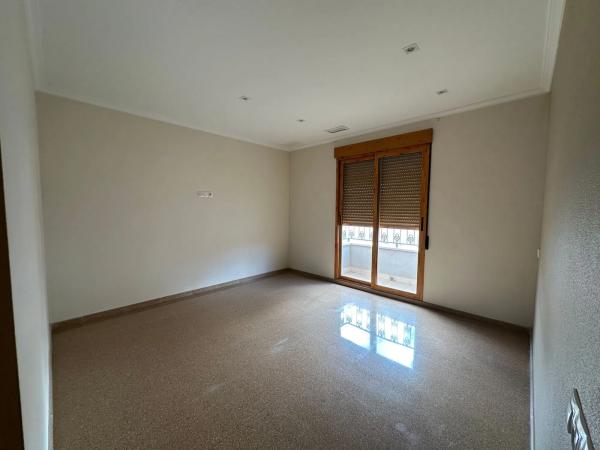 Piso en calle Valencia s/n