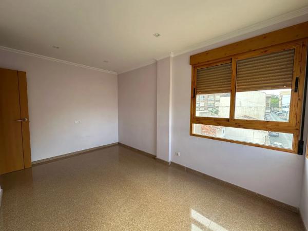 Piso en calle Valencia s/n