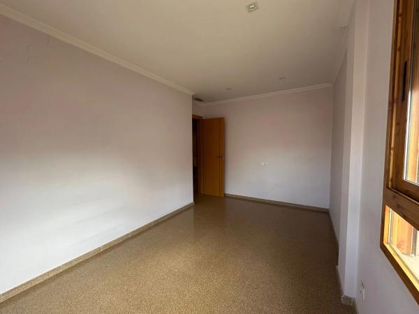 Piso en calle Valencia s/n