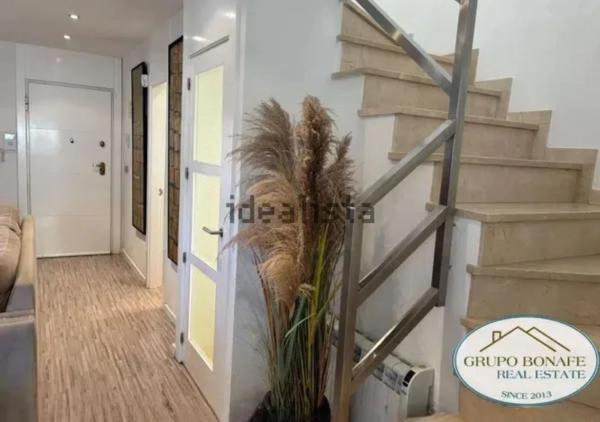 Chalet adosado en avenida San José, 6