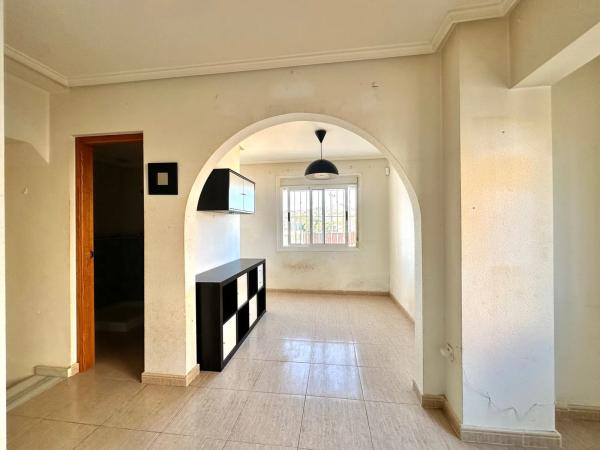 Chalet pareado en camino Azagador