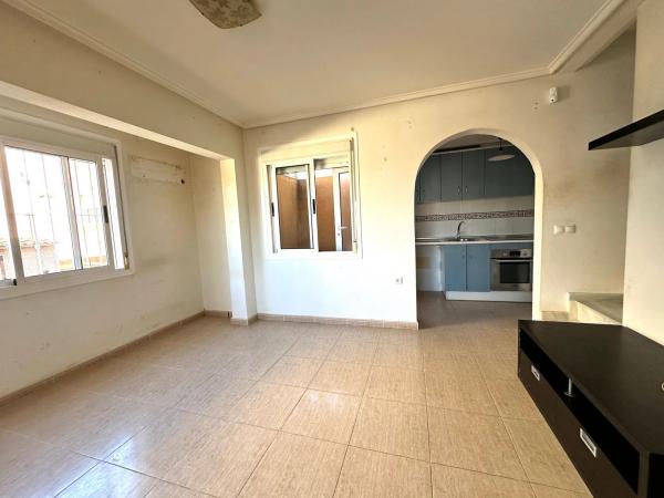 Chalet pareado en camino Azagador