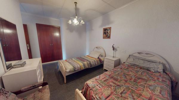 Piso en calle Menéndez Pelayo