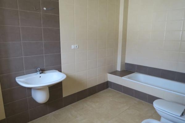 Chalet pareado en calle Azorín, 30