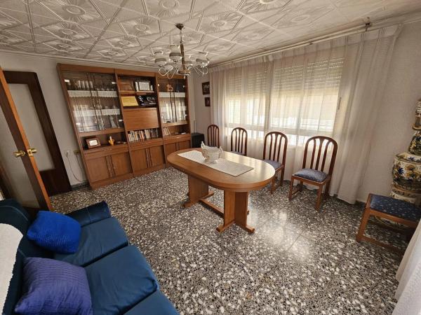 Piso en Plaza Castelar - Mercado Central